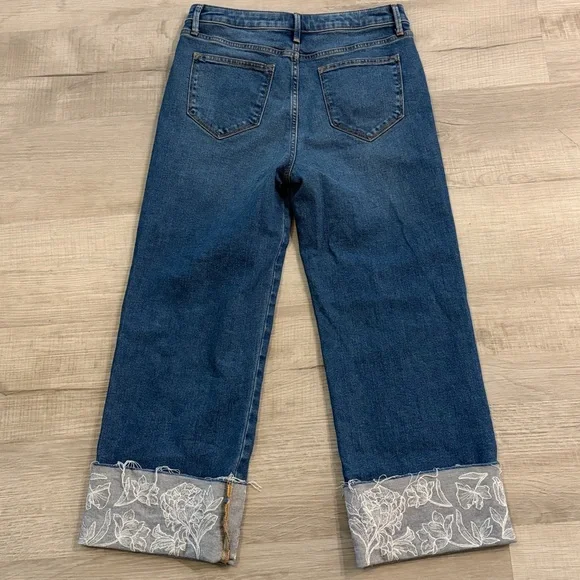 Driftwood Charlee Cuff Jeans Size 28 Floral Embroidered Raw Hem Blue - Picture 3 of 6